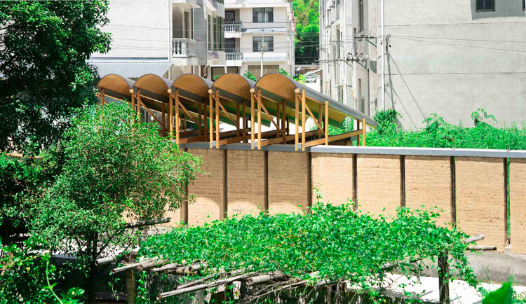 Pomegranate Garden Micro Building / Tumu + Meaningless Arch - More Images